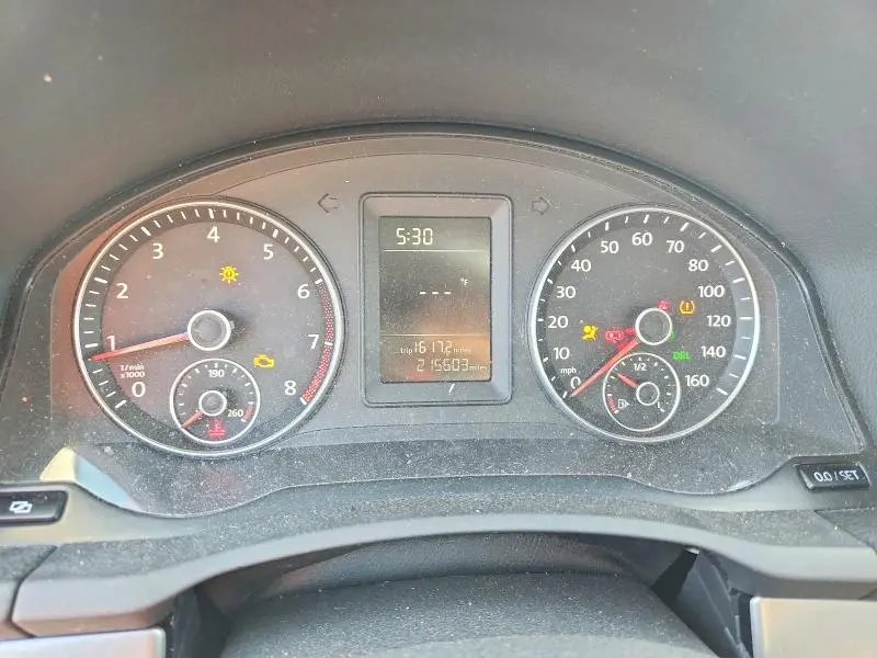 2010 VOLKSWAGEN JETTA SE  