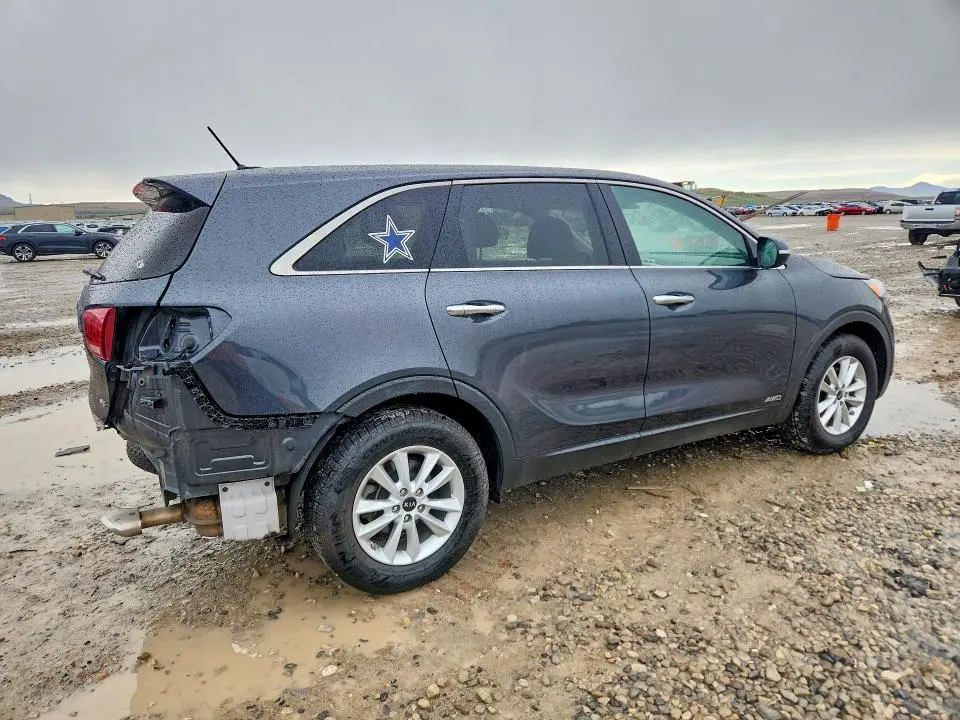 2020 KIA SORENTO S  