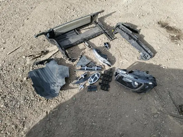 2020 HYUNDAI VENUE SEL  