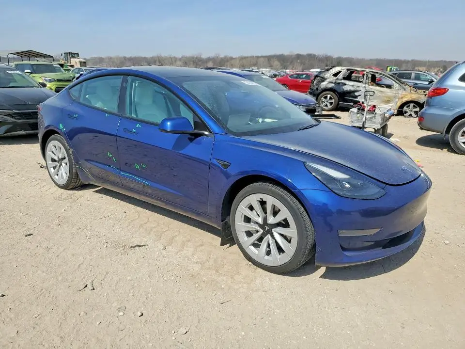 2021 TESLA MODEL 3   