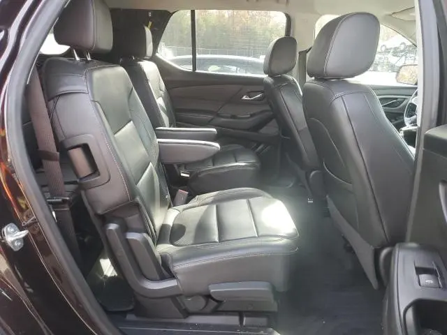 2020 CHEVROLET TRAVERSE LT  