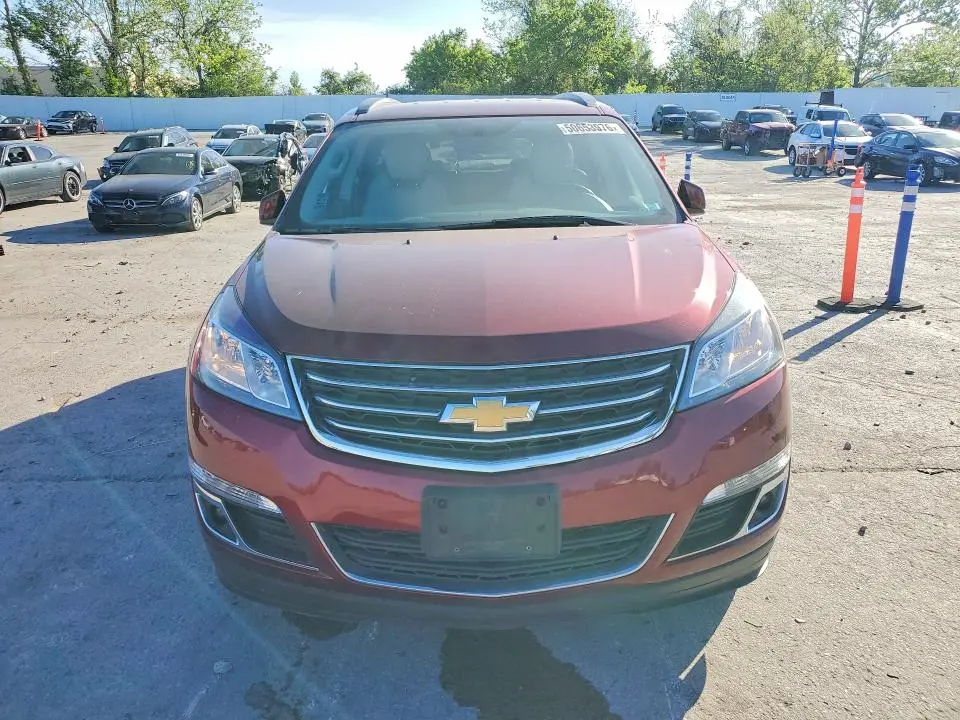 2017 CHEVROLET TRAVERSE LT  