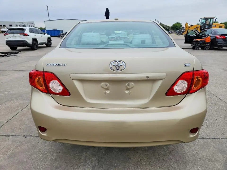 2010 TOYOTA COROLLA LE  