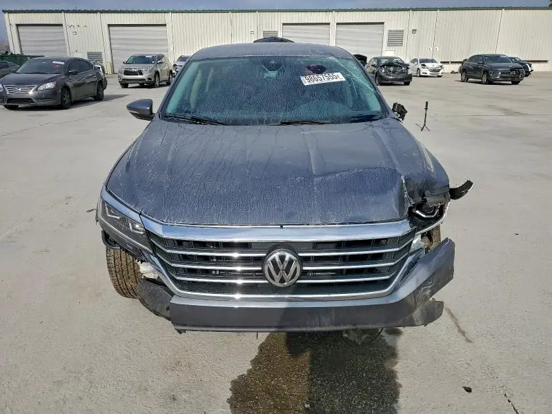 2020 VOLKSWAGEN PASSAT SE  