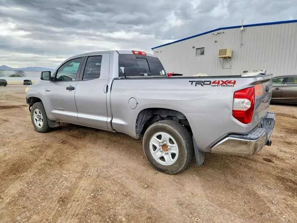 2015 TOYOTA TUNDRA SR5  