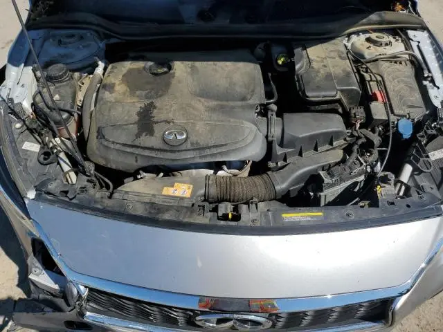 2018 INFINITI QX30 BASE  
