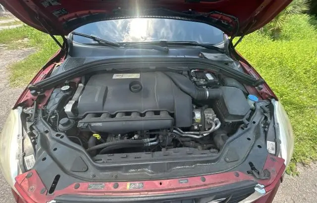 2013 VOLVO XC60 T6  