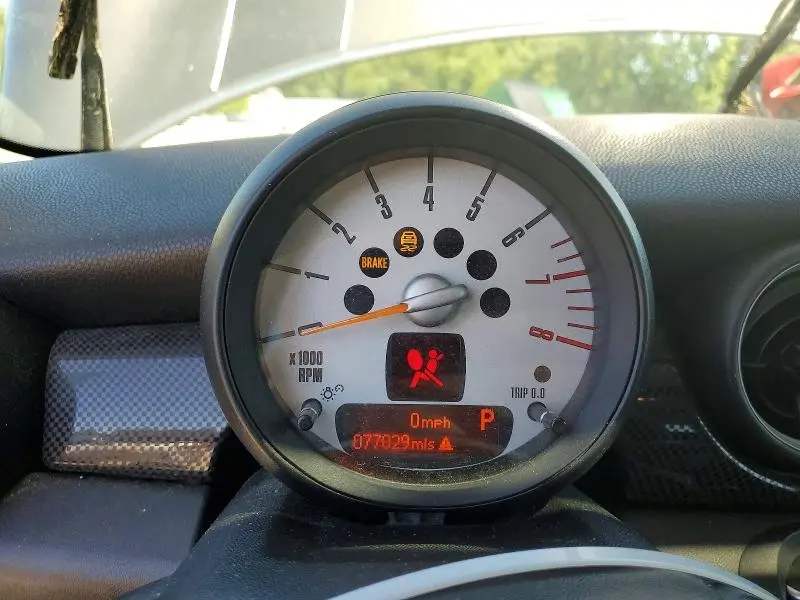 2013 MINI COOPER S  
