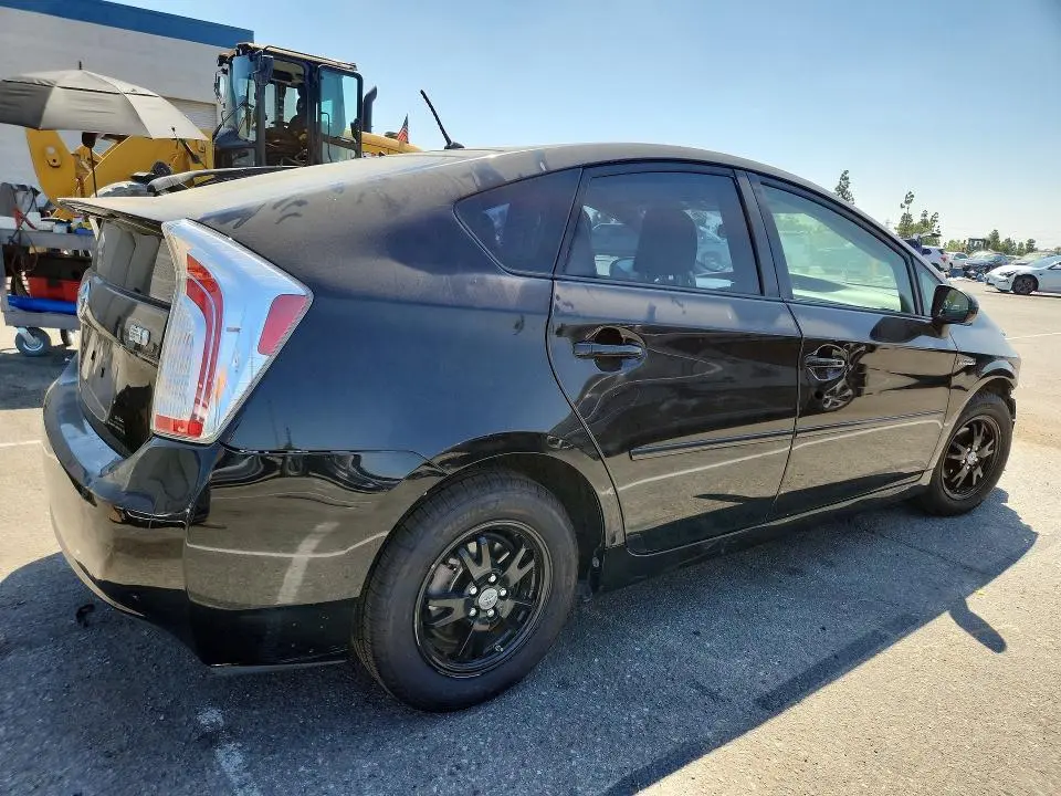 2014 TOYOTA PRIUS TWO  
