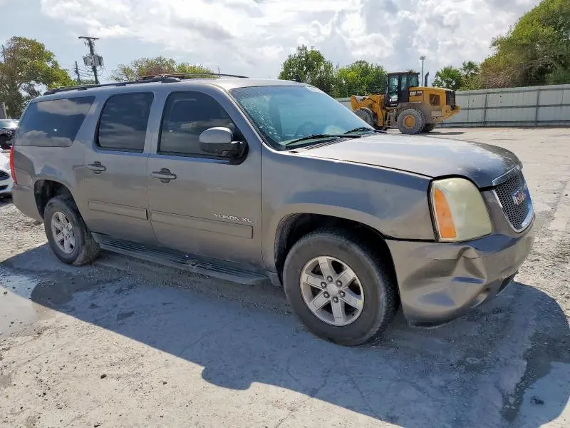 2012 GMC YUKON XL C1500 SLE  