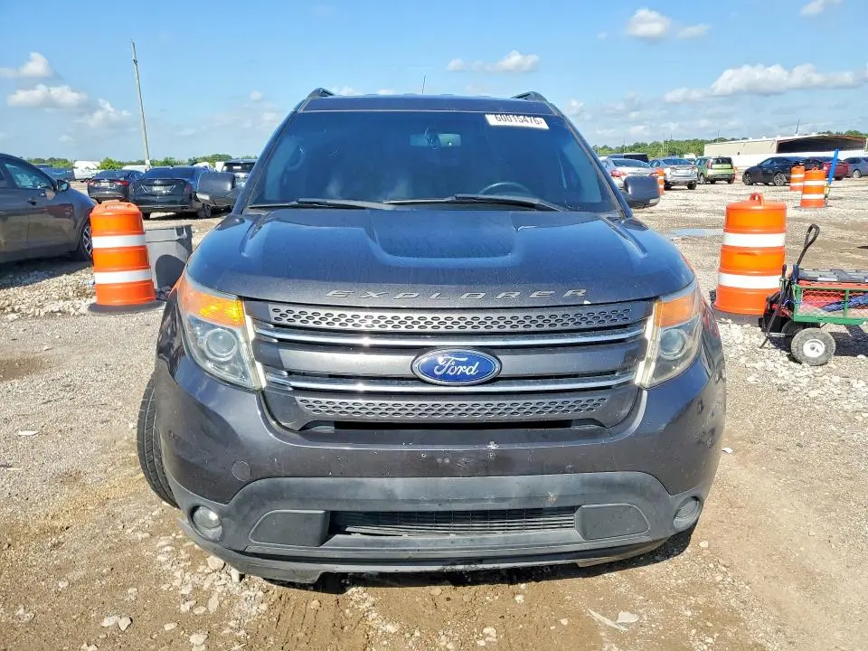 2015 FORD EXPLORER XLT  
