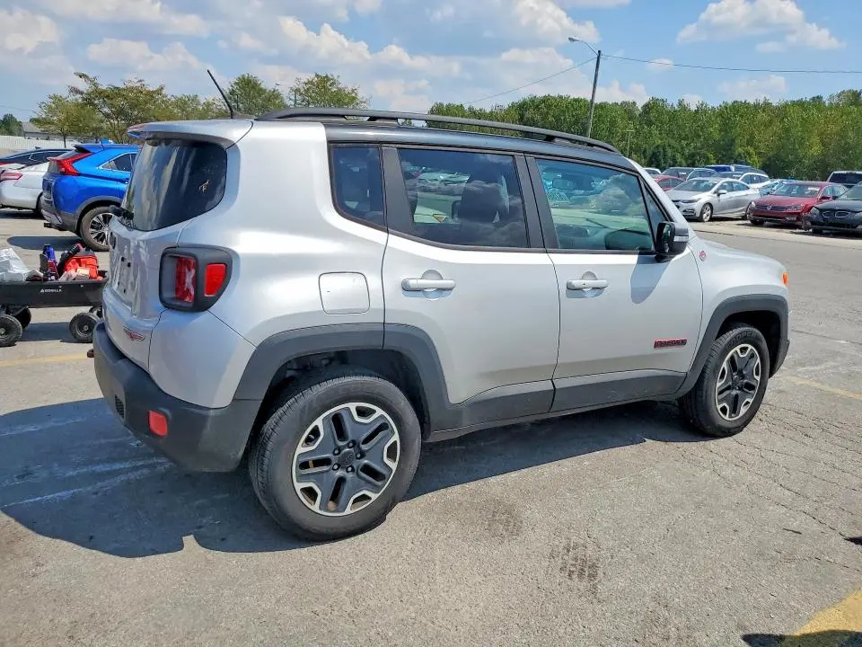 2016 JEEP RENEGADE TRAILHAWK  