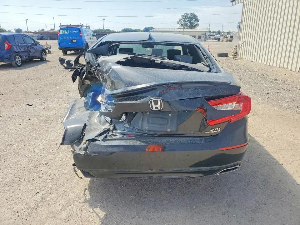 2022 HONDA ACCORD SPORT  