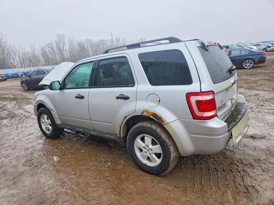 2010 FORD ESCAPE XLS  