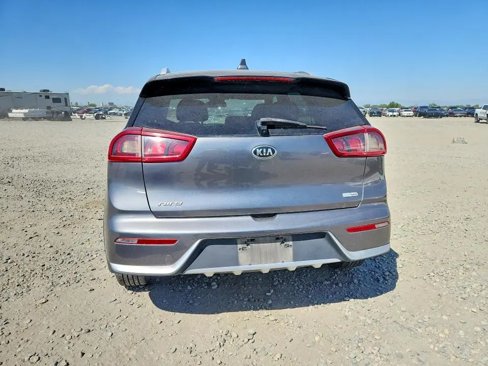 2018 KIA NIRO LX  