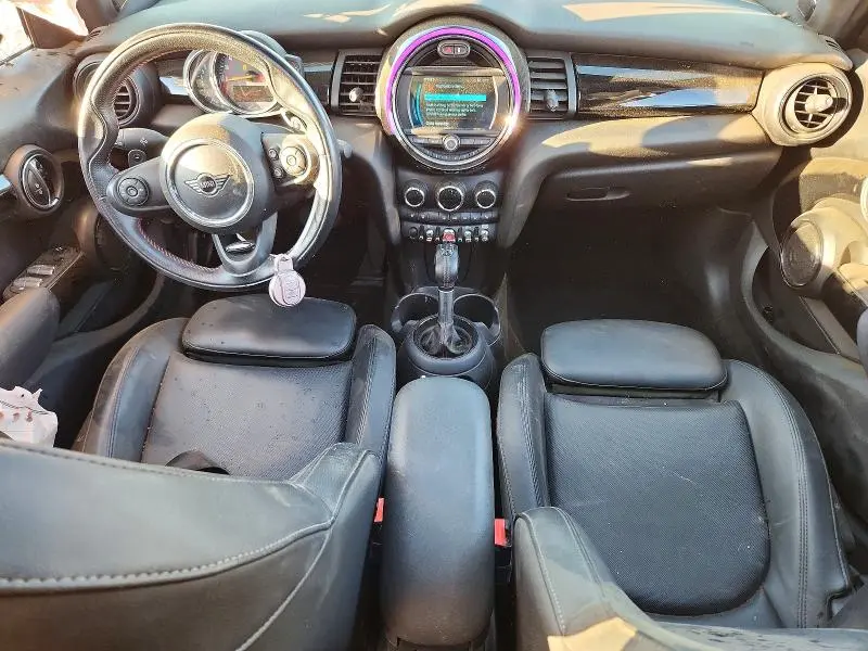 2019 MINI COOPER S  