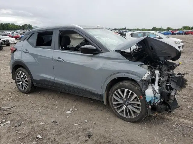 2023 NISSAN KICKS SV  