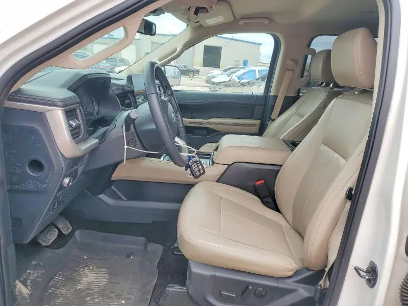 2022 FORD EXPEDITION XLT  