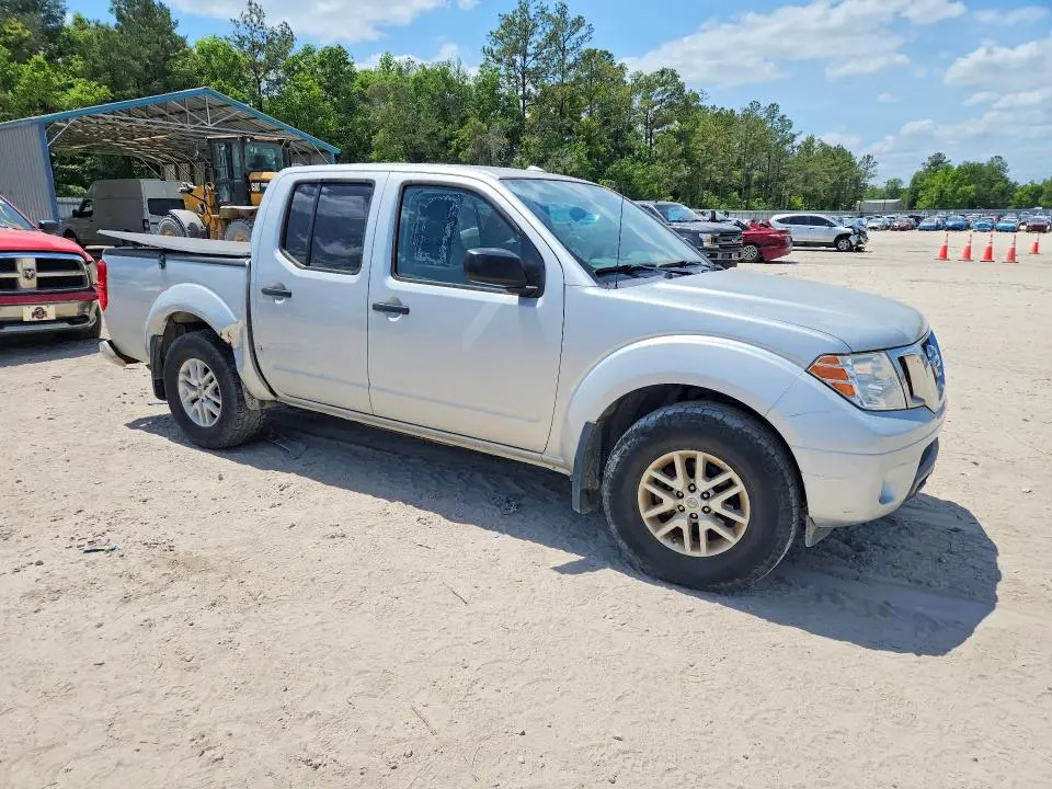2017 NISSAN FRONTIER SV  