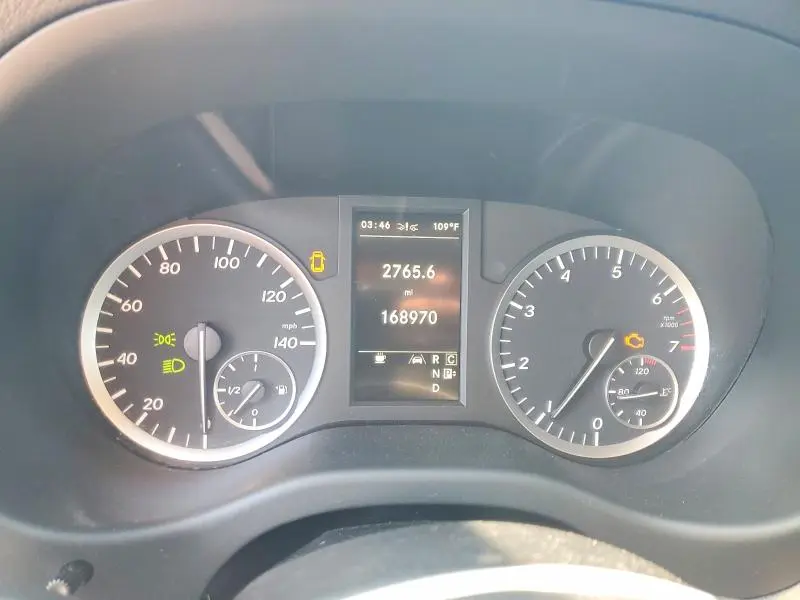 2019 MERCEDES-BENZ METRIS   