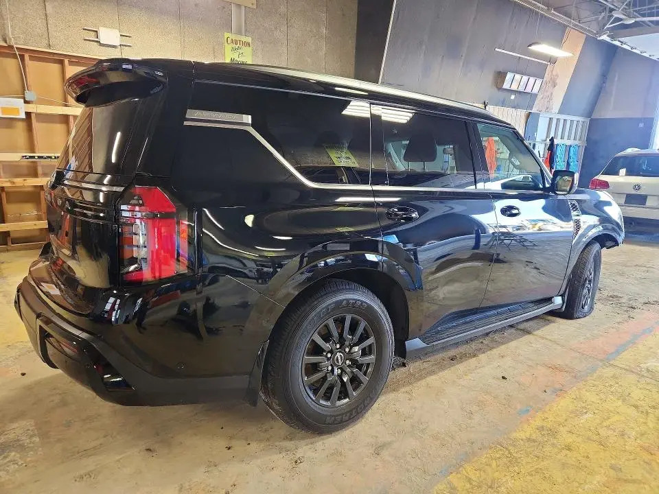 2025 NISSAN ARMADA SV  