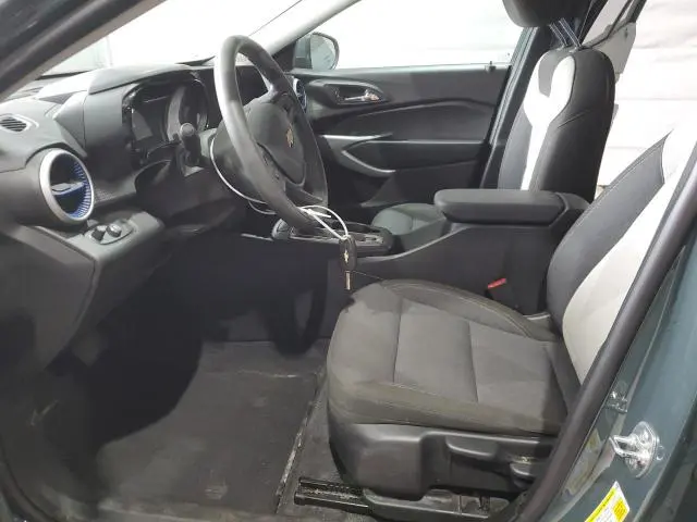 2025 CHEVROLET TRAX LS