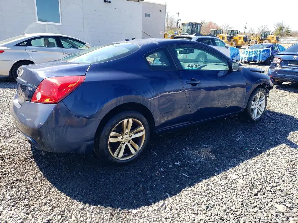 2010 NISSAN ALTIMA S  