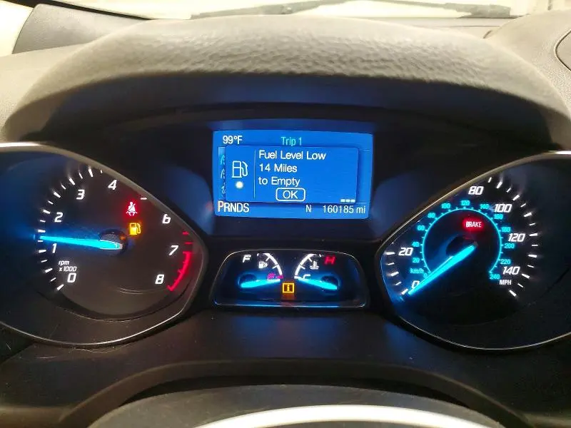 2015 FORD ESCAPE SE  