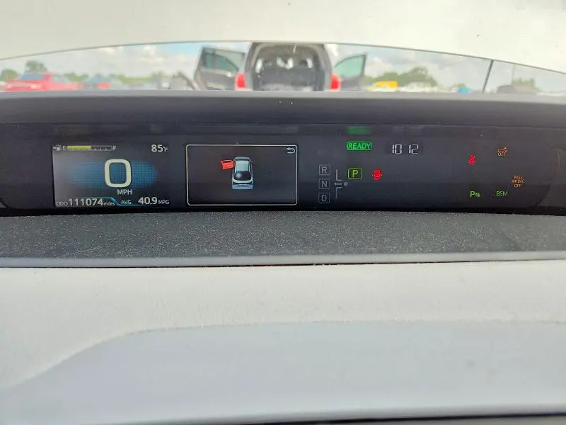 2021 TOYOTA PRIUS LE AWD-E  