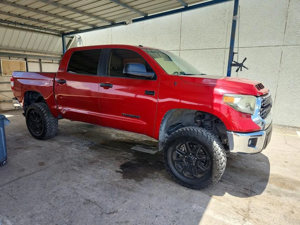 2019 TOYOTA TUNDRA CREWMAX SR5  
