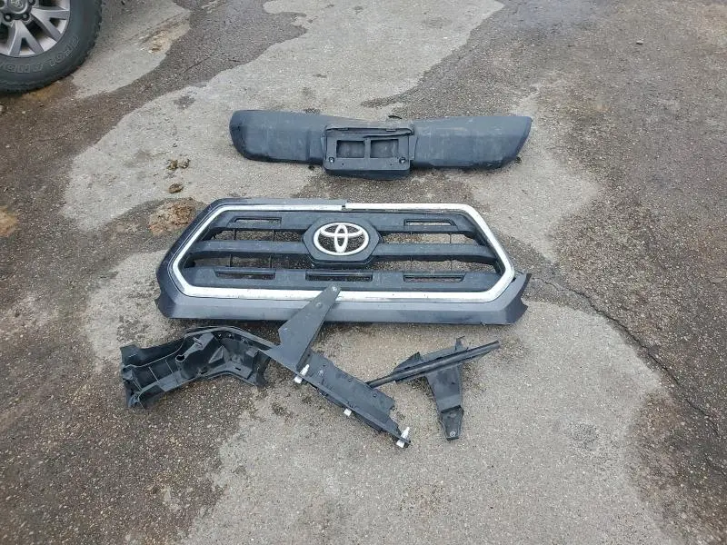 2017 TOYOTA TACOMA DOUBLE CAB  