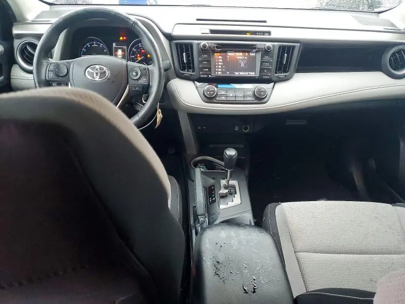 2017 TOYOTA RAV4 XLE  