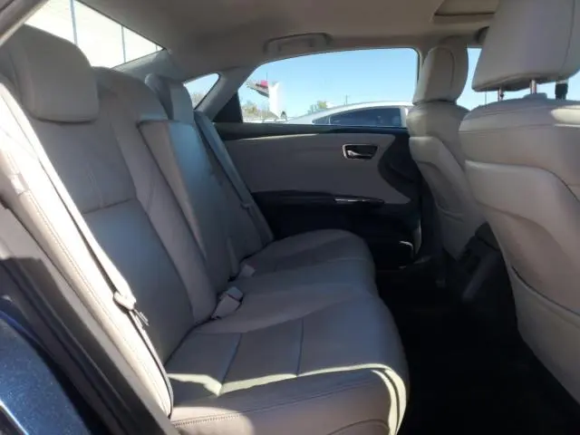 2016 TOYOTA AVALON XLE  