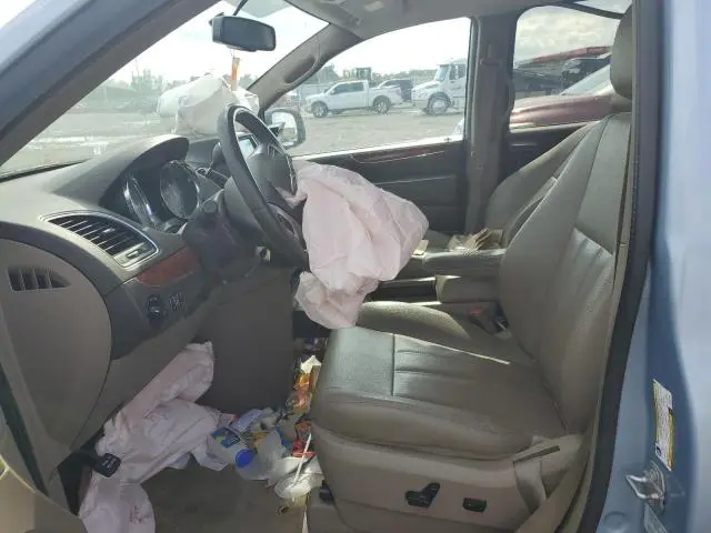 2016 CHRYSLER TOWN & COUNTRY TOURING  