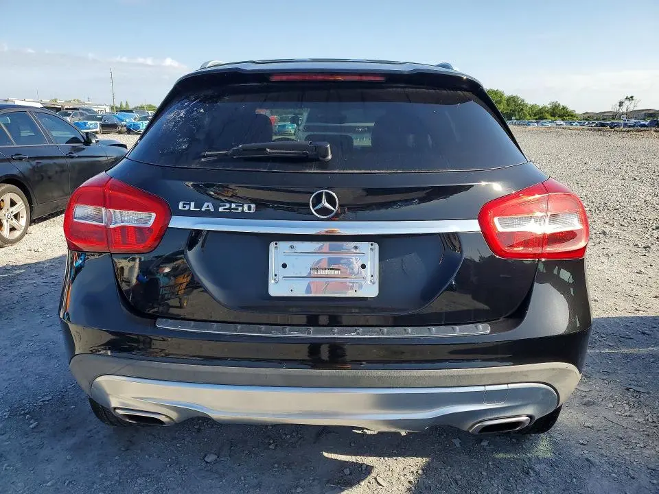 2016 MERCEDES-BENZ GLA 250  