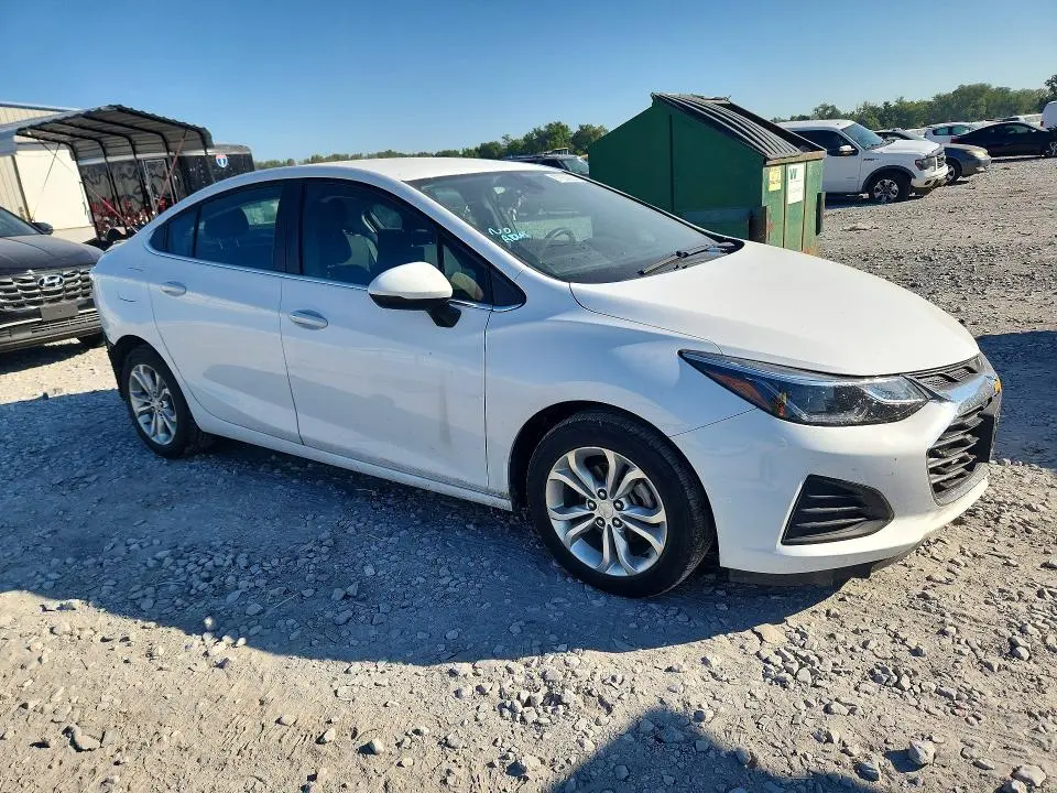 2019 CHEVROLET CRUZE LT  