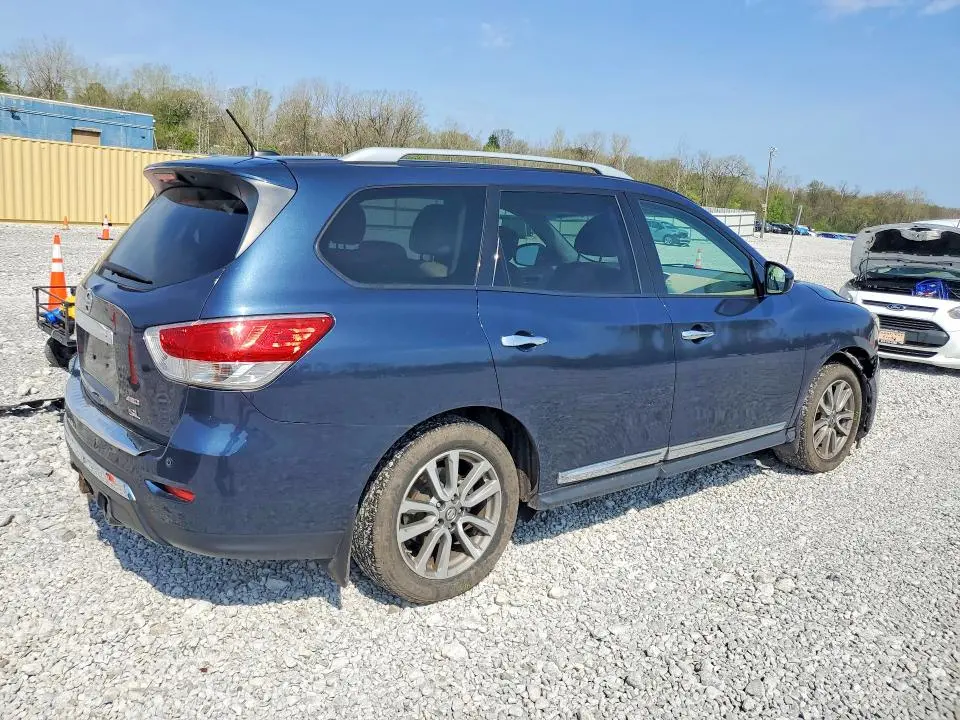 2014 NISSAN PATHFINDER SL  