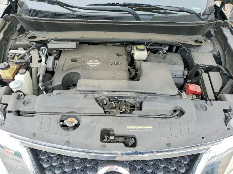 2016 NISSAN PATHFINDER SV  