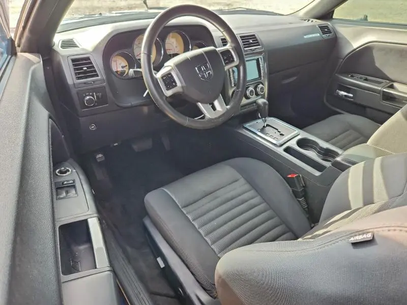 2013 DODGE CHALLENGER SXT  