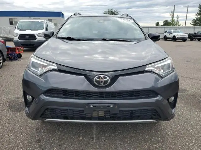 2017 TOYOTA RAV4 SE  