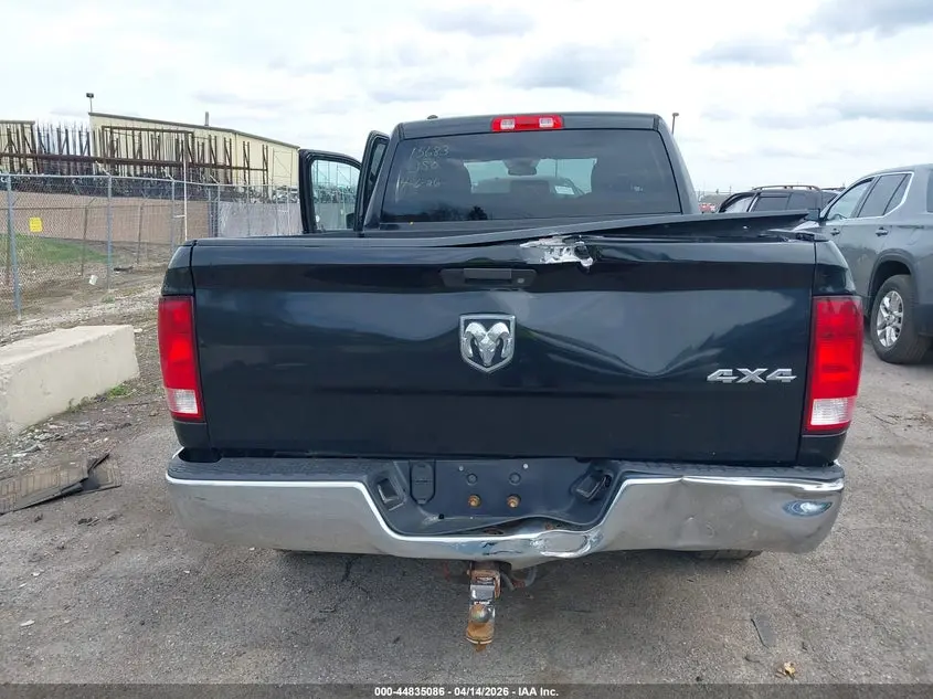2016 RAM 1500 ST