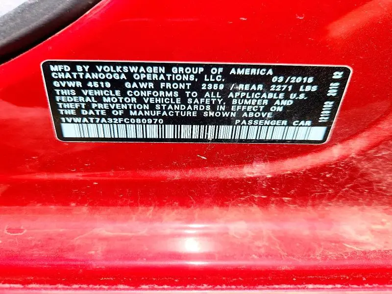 2015 VOLKSWAGEN PASSAT S  