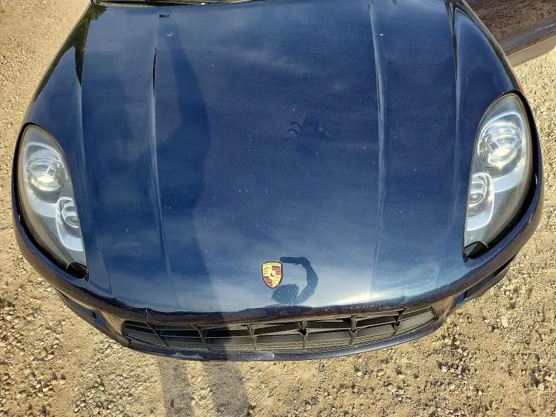 2016 PORSCHE MACAN S  