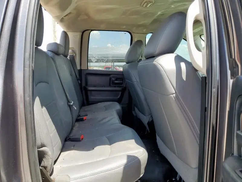 2018 RAM 1500 ST