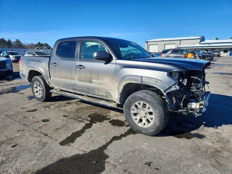 2016 TOYOTA TACOMA DOUBLE CAB  
