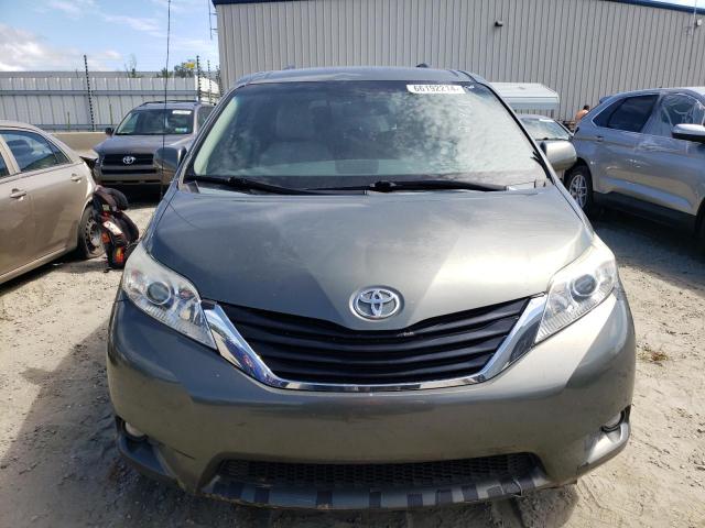 2012 TOYOTA SIENNA LE