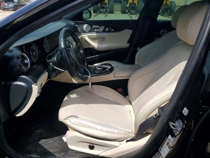 2017 MERCEDES-BENZ E 300  