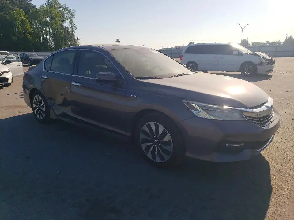 2017 HONDA ACCORD TOURING HYBRID  