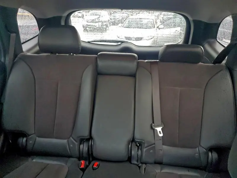 2012 HYUNDAI SANTA FE SE  