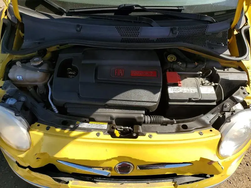 2012 FIAT 500 LOUNGE  